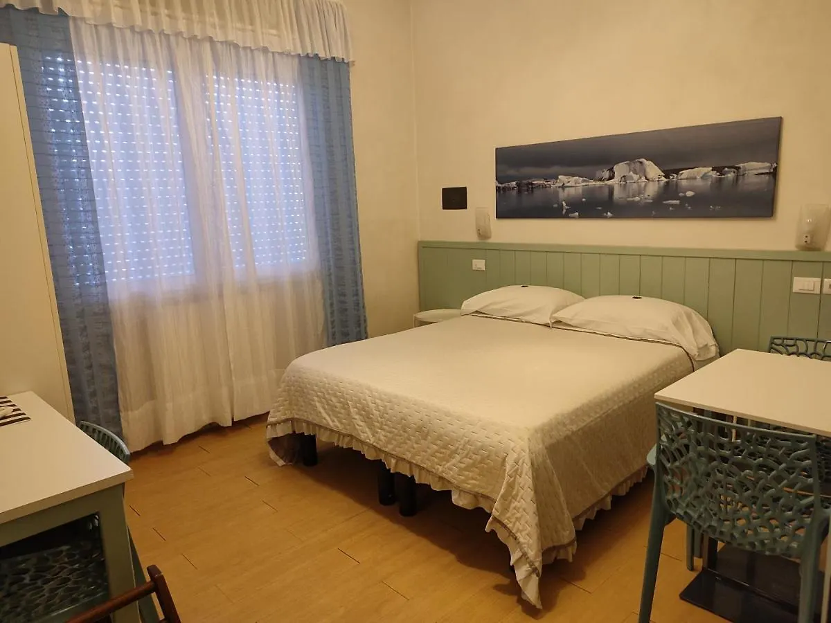 **  Euro Hotel Tirrenia Włochy